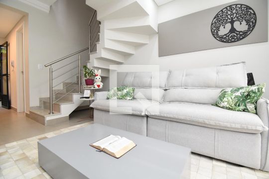 Sala de casa de condomínio à venda com 2 quartos, 99m² em Atuba, Curitiba