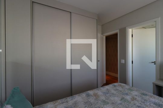 Suíte 1 de apartamento à venda com 3 quartos, 126m² em Vila Scarpelli, Santo André