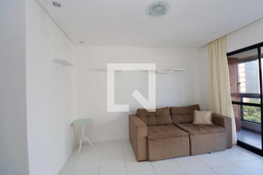 Sala de apartamento para alugar com 1 quarto, 50m² em Jardim Armação, Salvador