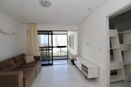 Sala de apartamento para alugar com 1 quarto, 50m² em Jardim Armação, Salvador