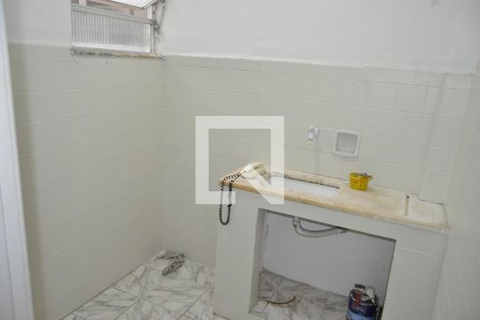 Cozinha de apartamento para alugar com 1 quarto, 45m² em Cachambi, Rio de Janeiro