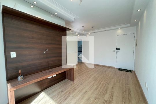Sala de apartamento para alugar com 3 quartos, 67m² em Jaguaré, São Paulo