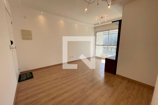 Sala de apartamento para alugar com 3 quartos, 67m² em Jaguaré, São Paulo