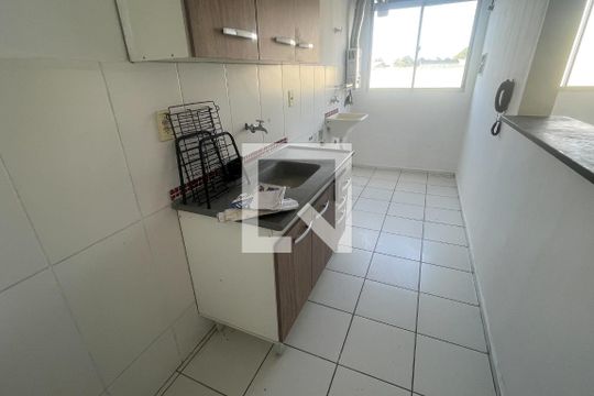 Cozinha de apartamento para alugar com 2 quartos, 45m² em Jardim Primavera, Duque de Caxias