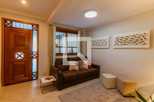 Sala de TV de casa à venda com 4 quartos, 174m² em Ipanema, Porto Alegre