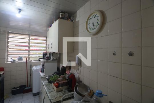 Cozinha/Área de serviço de apartamento à venda com 2 quartos, 56m² em Centro, Canoas