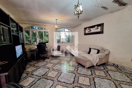 Sala  de casa para alugar com 3 quartos, 460m² em Campestre, Santo André