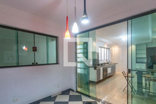 Sala de jantar  de casa à venda com 4 quartos, 250m² em Vila Nogueira, Diadema