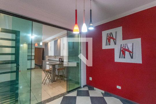 Sala de jantar  de casa à venda com 4 quartos, 250m² em Vila Nogueira, Diadema