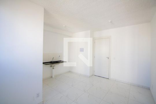 Sala de apartamento para alugar com 2 quartos, 37m² em Jardim, Santo André