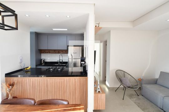 Cozinha de apartamento à venda com 1 quarto, 51m² em Centro, Campinas