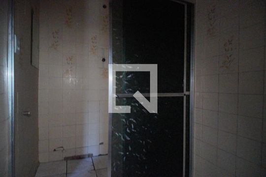 Banheiro de casa para alugar com 1 quarto, 60m² em Vicentina, São Leopoldo