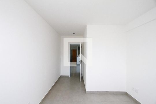 Quarto de kitnet/studio à venda com 1 quarto, 43m² em Barro Preto, Belo Horizonte