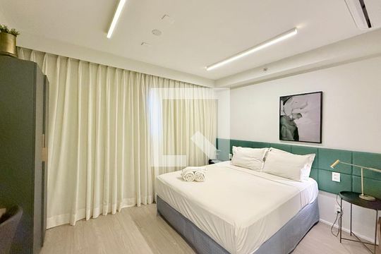 Quarto  de kitnet/studio para alugar com 1 quarto, 25m² em Santo Amaro, São Paulo