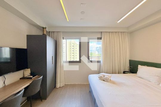 Quarto  de kitnet/studio para alugar com 1 quarto, 25m² em Santo Amaro, São Paulo