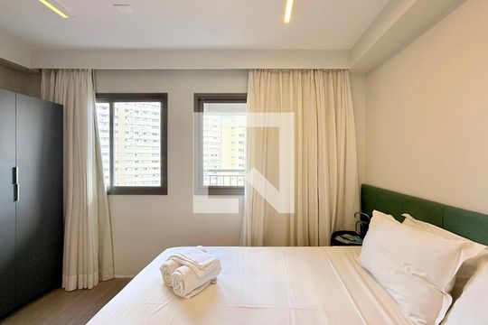 Quarto  de kitnet/studio para alugar com 1 quarto, 25m² em Santo Amaro, São Paulo