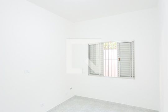 Quarto 2 de casa para alugar com 2 quartos, 169m² em Jardim Terezopolis, Guarulhos