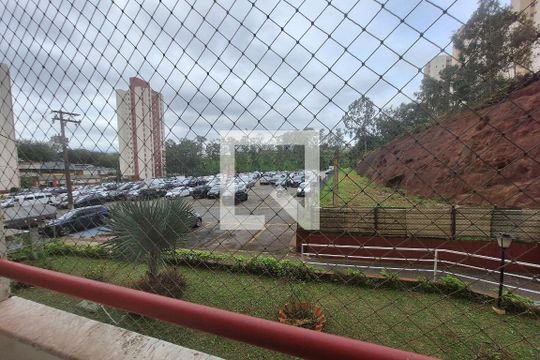 Apartamento à venda com 2 quartos, 55m² em Jardim do Estádio, Santo André