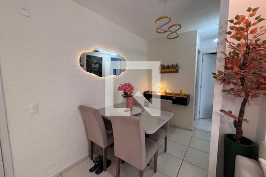Sala de apartamento à venda com 2 quartos, 58m² em Vargem Grande, Rio de Janeiro