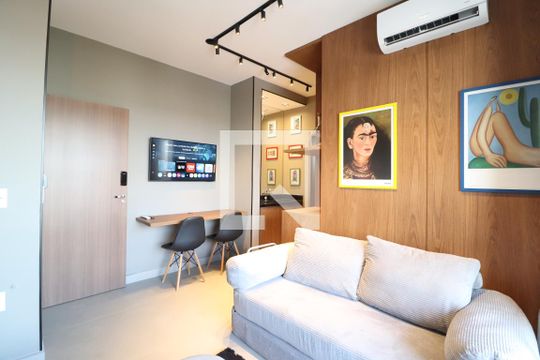 Sala/Cozinha de apartamento para alugar com 1 quarto, 34m² em Saraiva, Uberlândia