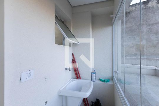 Área de Serviço de apartamento para alugar com 2 quartos, 43m² em Vila Santa Terezinha (zona Norte), São Paulo