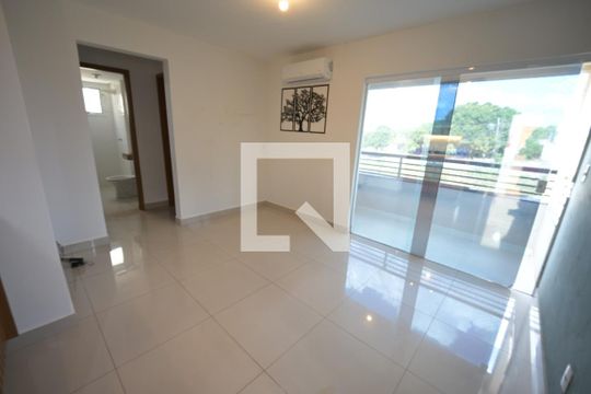 Apartamento para alugar com 2 quartos, 60m² em Vila Rosa, Goiânia