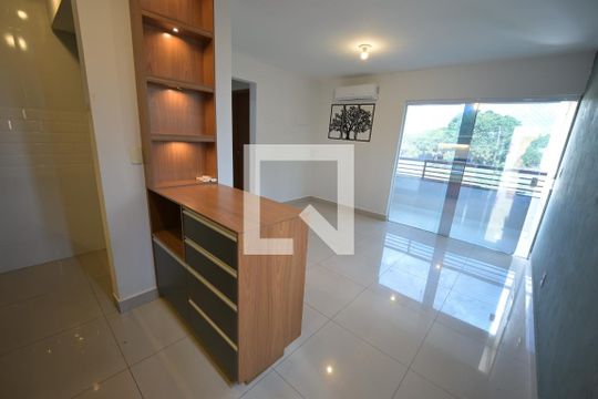 Apartamento à venda com 2 quartos, 60m² em Vila Rosa, Goiânia