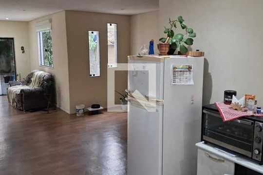Sala de casa para alugar com 2 quartos, 100m² em Gramacho, Duque de Caxias