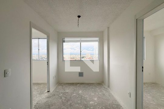 Apartamento à venda com 2 quartos, 33m² em Parque Erasmo Assunção, Santo André