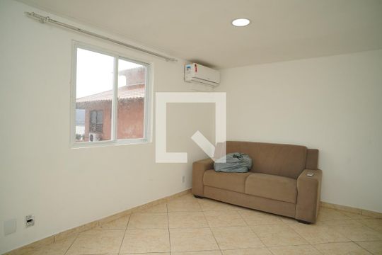 Quarto 1 de casa para alugar com 2 quartos, 100m² em Camboinhas, Niterói
