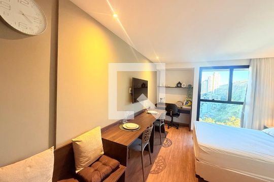 Kitnet/Studio para alugar com 1 quarto, 25m² em Cascatinha, Juiz de Fora