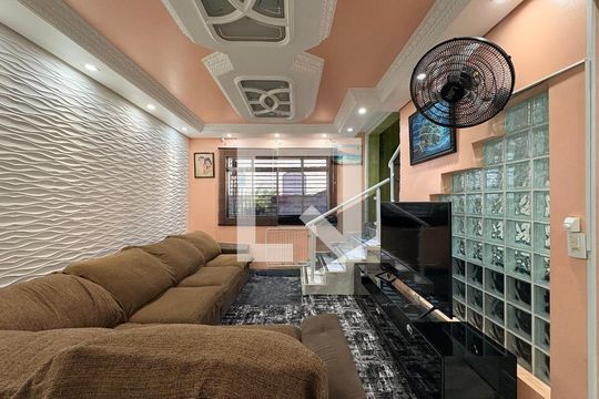 Sala de casa à venda com 4 quartos, 323m² em Cidade São Jorge, Santo André