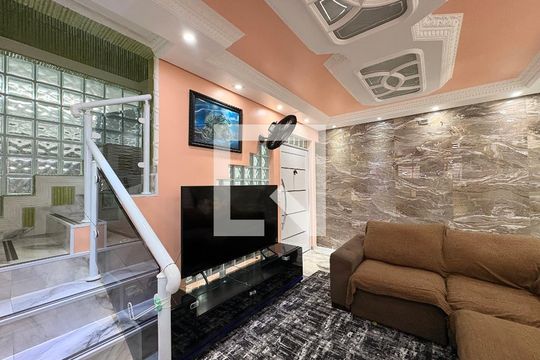 Sala de casa à venda com 4 quartos, 323m² em Cidade São Jorge, Santo André