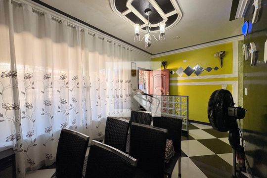 Sala 2 de casa à venda com 4 quartos, 323m² em Cidade São Jorge, Santo André
