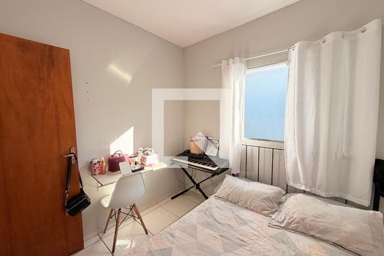 Quarto 2 de casa à venda com 2 quartos, 123m² em Parque Residencial Almerinda Chaves, Jundiaí