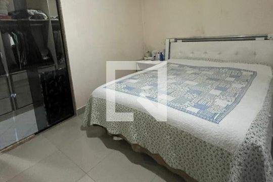 Quarto de casa para alugar com 3 quartos, 100m² em Osvaldo Cruz, Rio de Janeiro