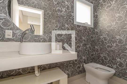 Lavabo  de casa de condomínio para alugar com 3 quartos, 183m² em Jardim Golden Park, Hortolândia