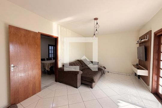 Casa à venda com 3 quartos, 186m² em Vila Aparecida, Jundiaí