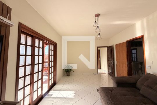 Sala de casa à venda com 3 quartos, 186m² em Vila Aparecida, Jundiaí