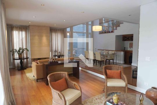 Sala de Estar - Jantar de casa de condomínio à venda com 3 quartos, 427m² em Alphaville, Santana de Parnaíba