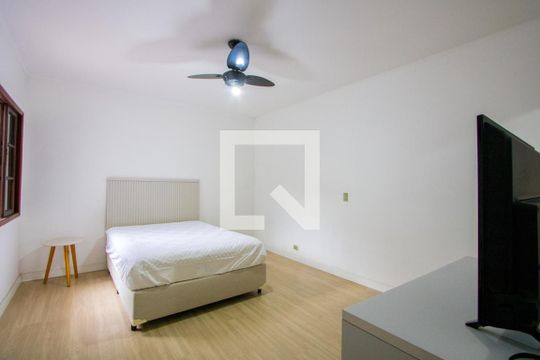 Quarto 1 - Suíte de casa à venda com 3 quartos, 200m² em Campestre, Santo André