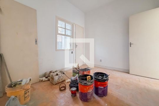Quarto 1 de apartamento para alugar com 4 quartos, 120m² em Aclimação, São Paulo