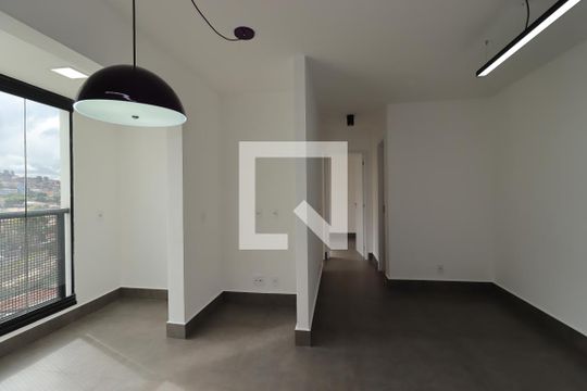 Sala de apartamento para alugar com 2 quartos, 44m² em Parque Oratório, Santo André
