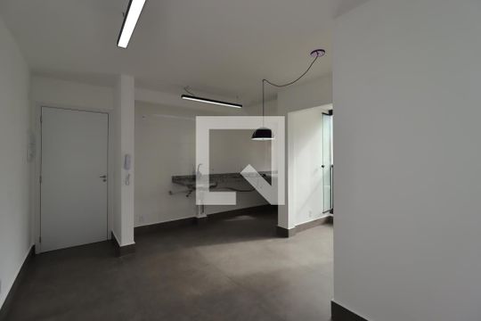 Sala de apartamento para alugar com 2 quartos, 44m² em Parque Oratório, Santo André