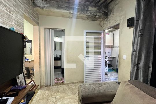 Sala de casa à venda com 2 quartos, 280m² em Vila Militar, Barueri