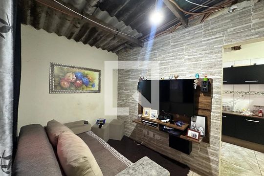 Sala de casa à venda com 2 quartos, 280m² em Vila Militar, Barueri