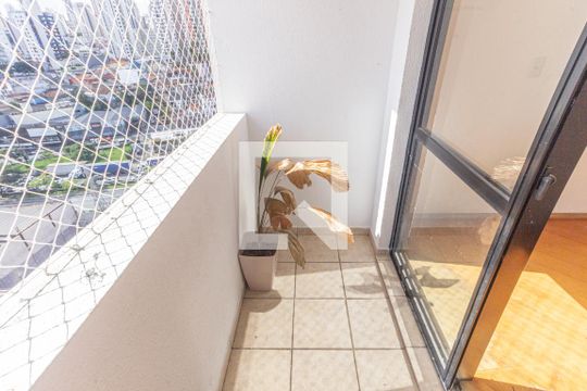 Varanda de apartamento para alugar com 2 quartos, 55m² em Vila Bertioga, São Paulo