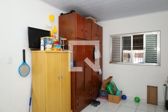Quarto 1 de casa à venda com 8 quartos, 265m² em Vila Sinha, São Paulo