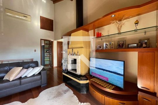Casa à venda com 3 quartos, 213m² em Scharlau, São Leopoldo