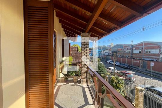 Casa à venda com 3 quartos, 213m² em Scharlau, São Leopoldo